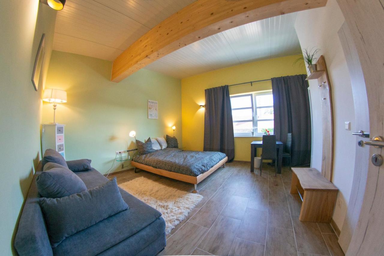 Ranchzimmer Am Hippo-Campus Reit- Und Therapiezentrum Deutsch Haslau Exterior foto
