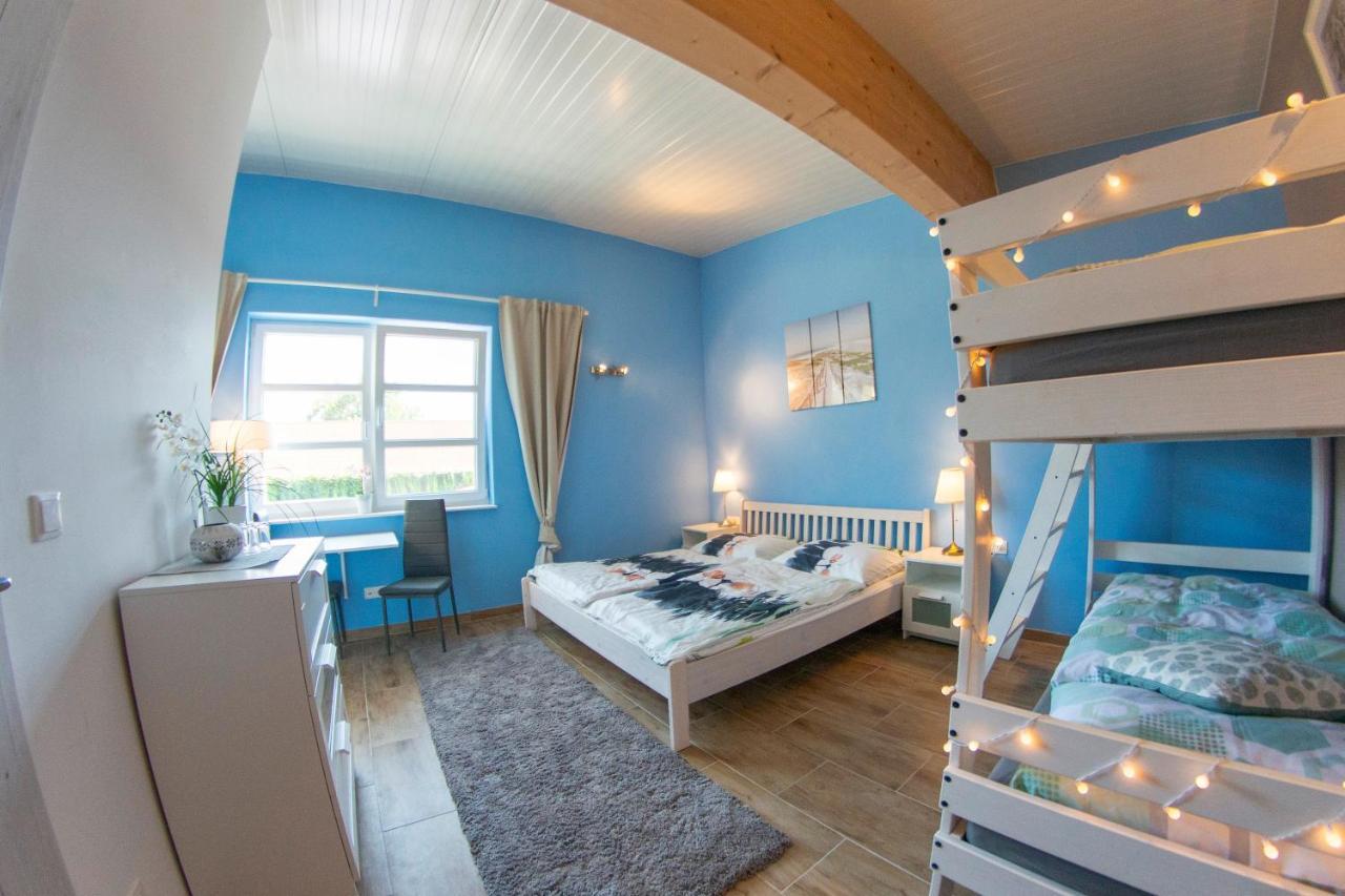Ranchzimmer Am Hippo-Campus Reit- Und Therapiezentrum Deutsch Haslau Exterior foto